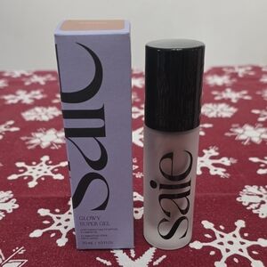 Saie Glowy Super Gel - Illuminating Water-Based Highlighter
